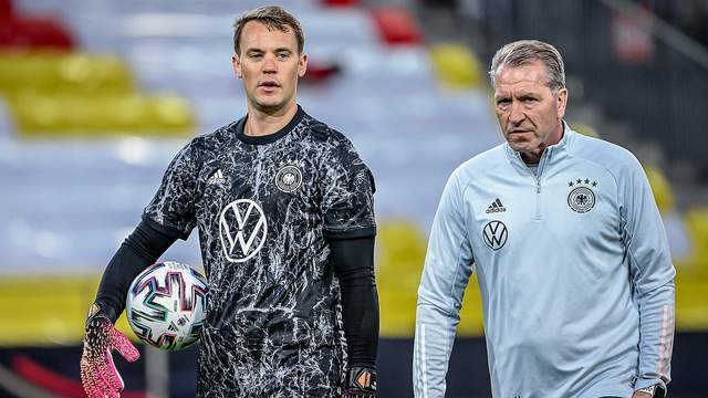 曼联在进攻 曼联在进攻