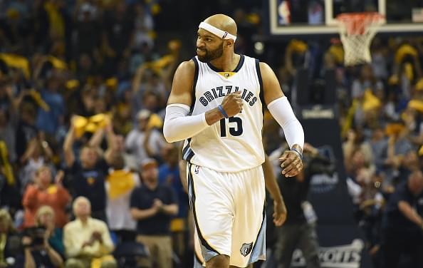 它不仅扮演 它不仅扮演